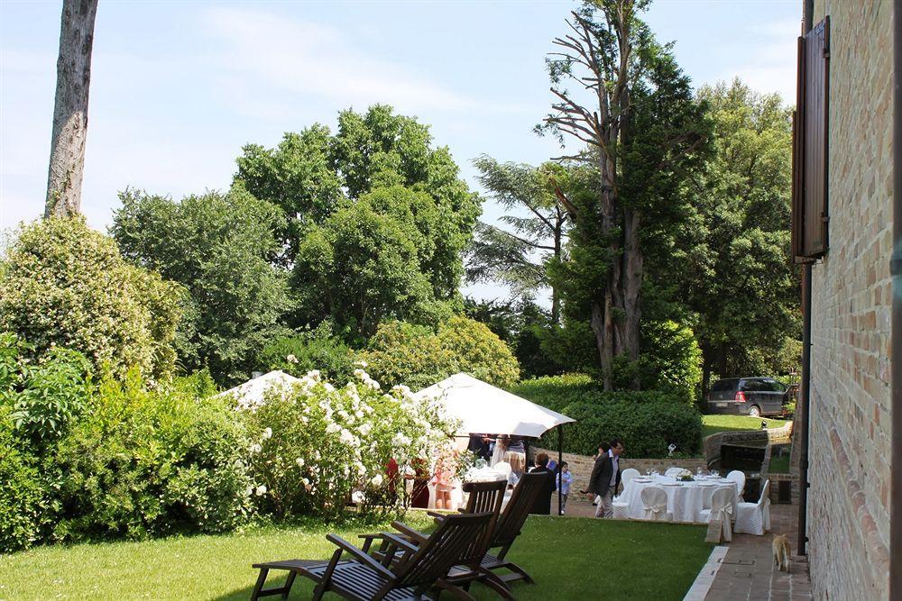 Castello Montegiove Otel Fano Dış mekan fotoğraf