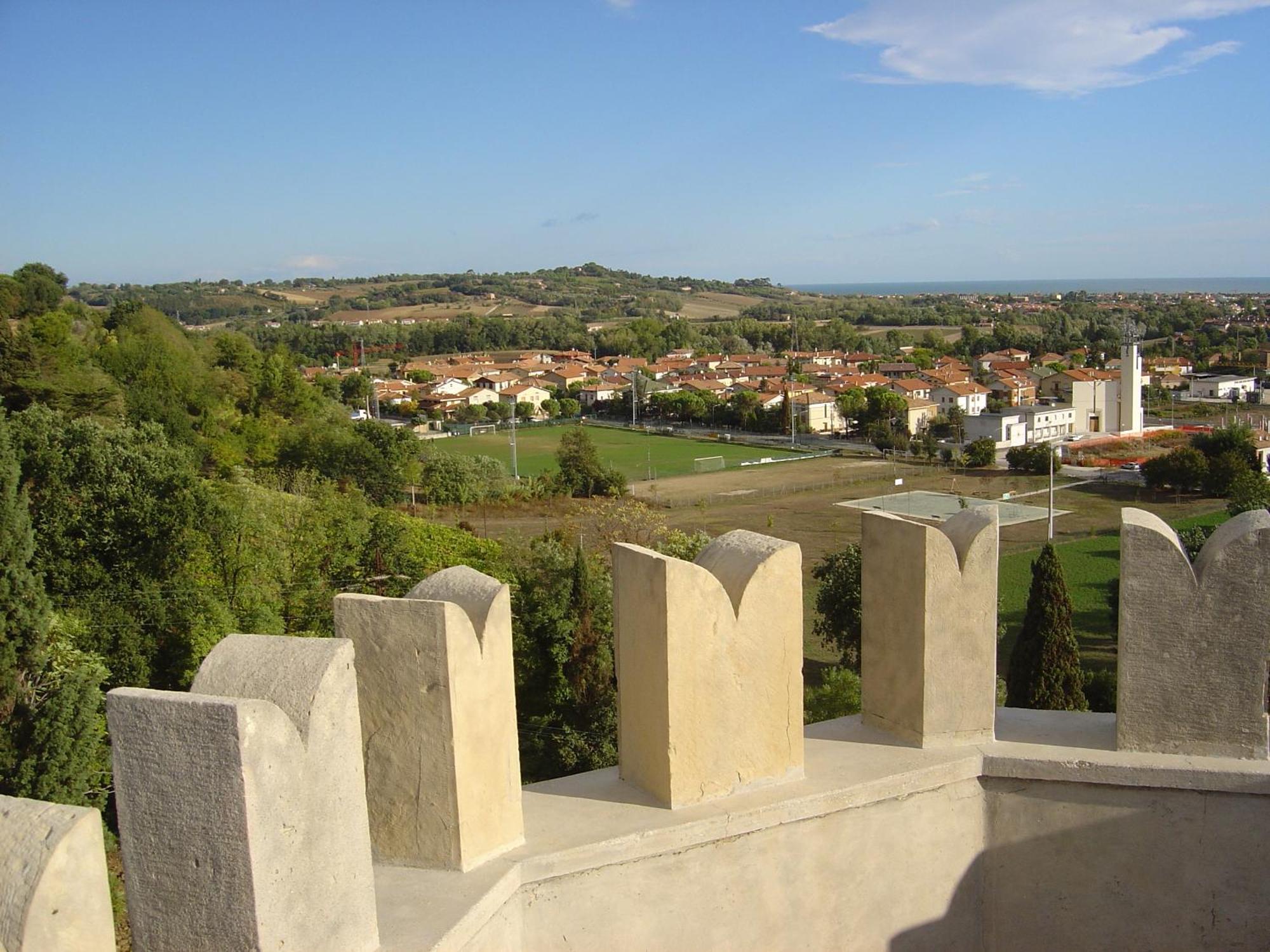 Castello Montegiove Otel Fano Dış mekan fotoğraf