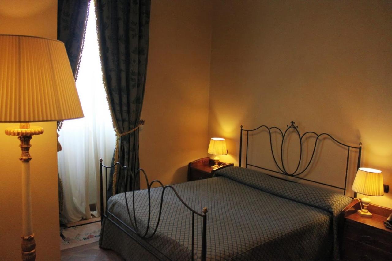 Castello Montegiove Otel Fano Dış mekan fotoğraf